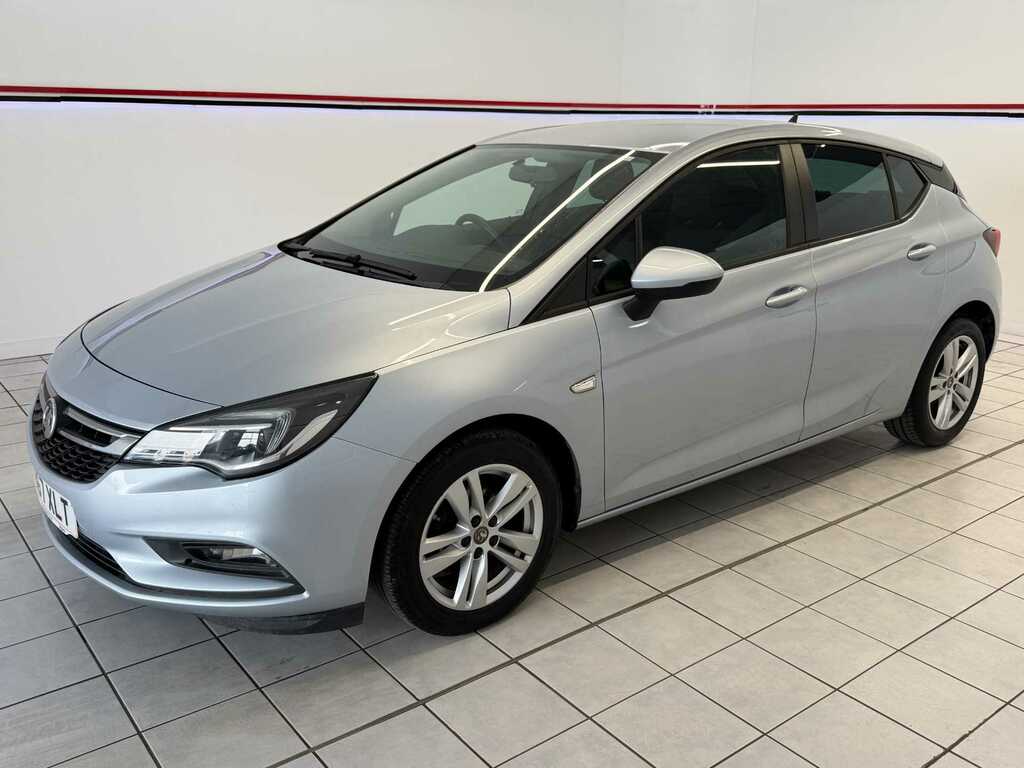 Vauxhall Astra 1.6 Cdti Ecotec Blueinjection Tech Line Nav Hatchb FH67XLT Silver #3