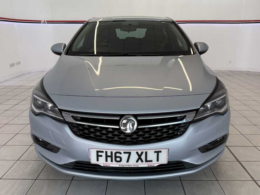 Vauxhall Astra 1.6 Cdti Ecotec Blueinjection Tech Line Nav Hatchb Silver