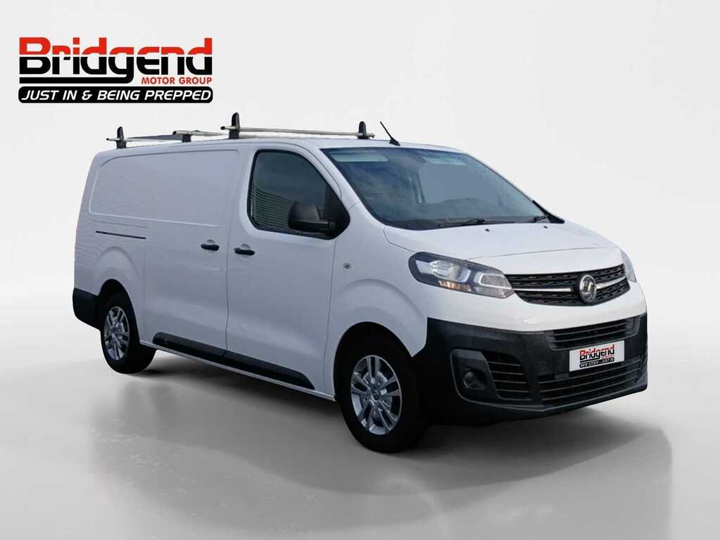 Vauxhall Vivaro 1.5 Turbo D 2900 Dynamic Panel Van 6Dr Manu DL70SZR White #2