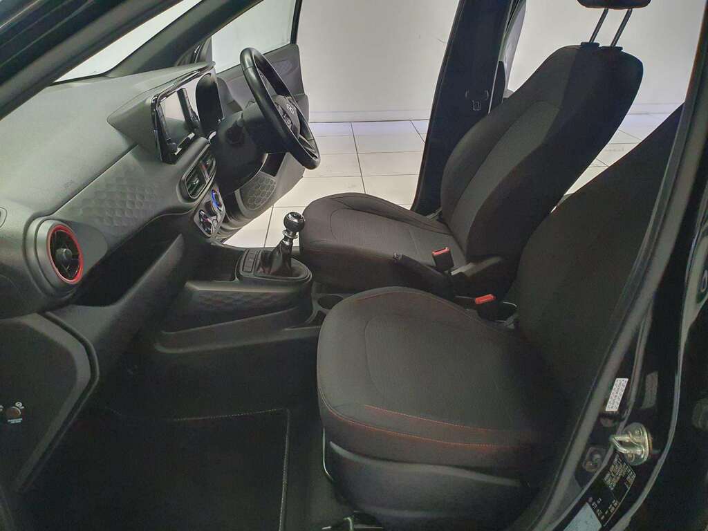 Hyundai I10 Hatchback  #20