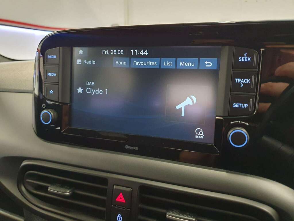 Hyundai I10 Hatchback  #16