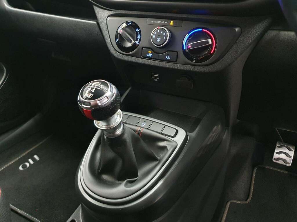 Hyundai I10 Hatchback  #18