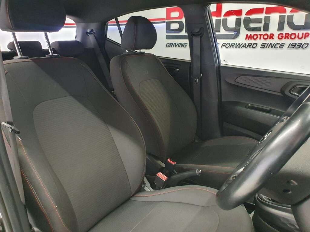 Hyundai I10 Hatchback  #13