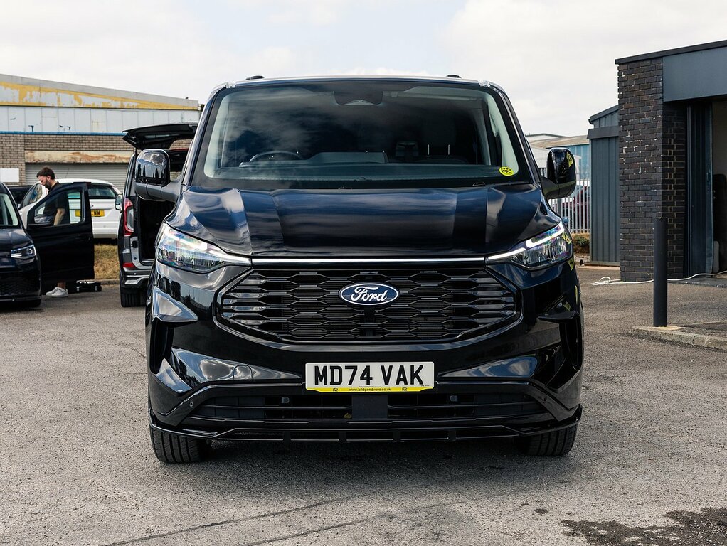 Ford Transit Custom 280 2.0 Ecoblue Limited Panel Van Manua MD74VAK Black #4
