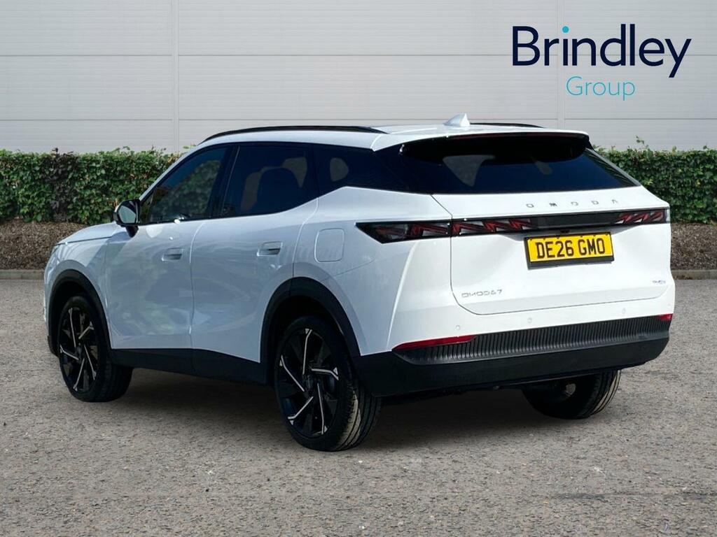 Omoda 7 1.5T Shs 18.4Kwh Noble Suv Plug-in Hybr White #3