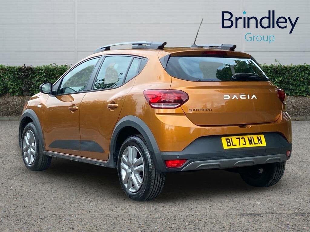 Dacia Sandero Stepway 1.0 Tce Expression Hatchback Bi Fuel Eu BL73WLN Orange #3