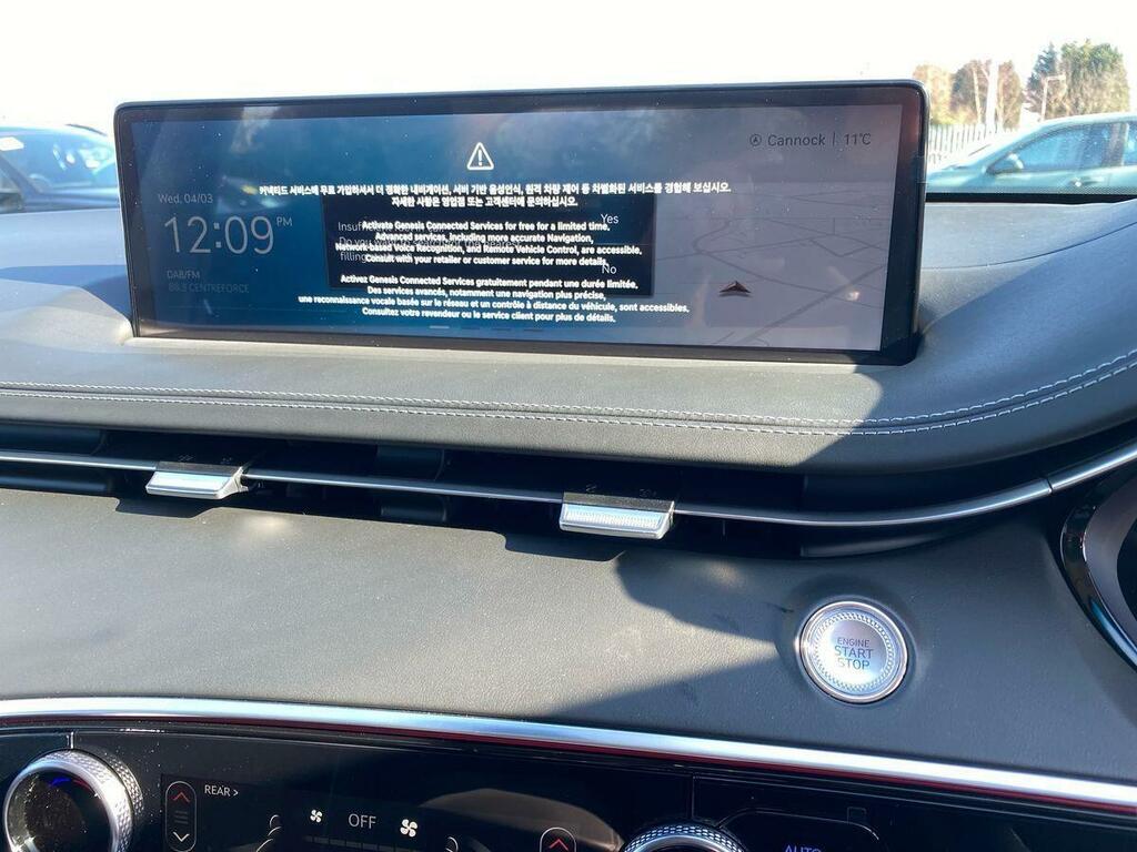 Genesis GV70 2.2D 201 Luxury Awd 2026 Green #18