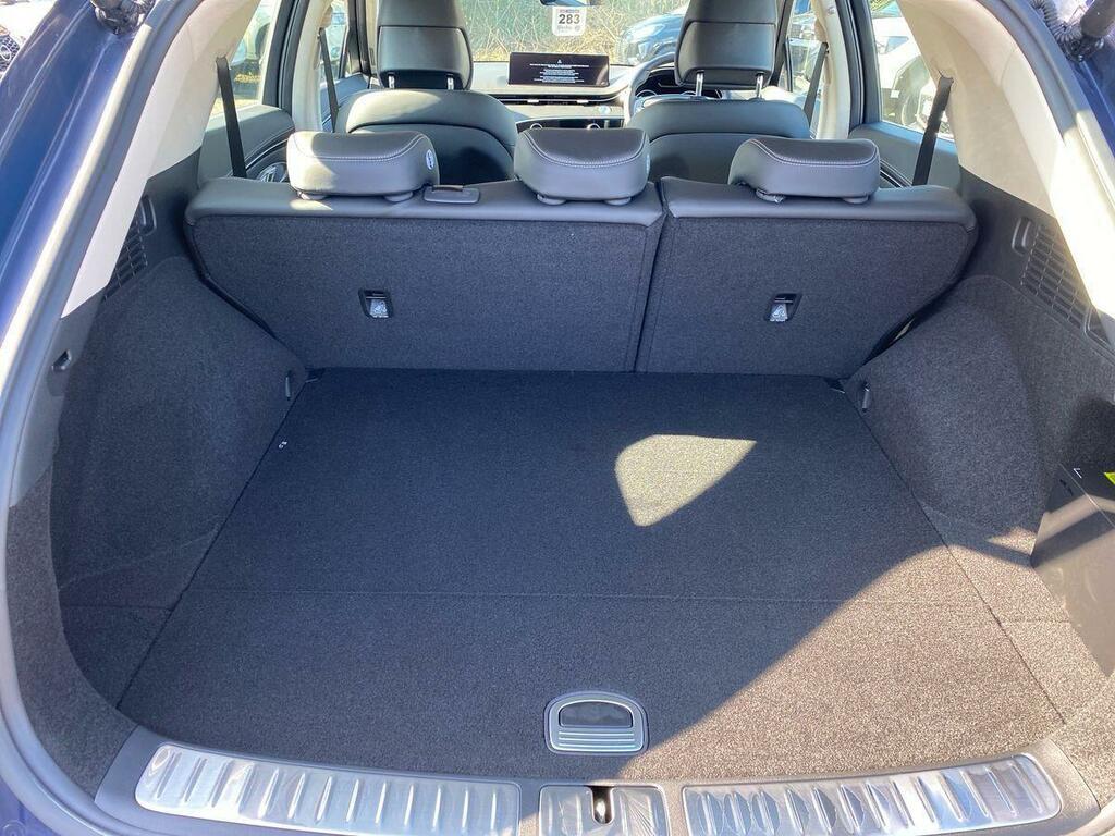 Genesis GV70 2.2D 201 Luxury Awd 2026 Green #20