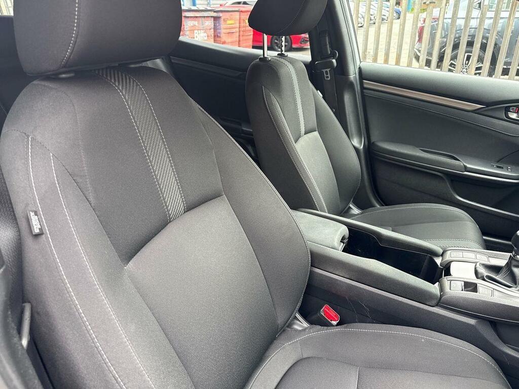Honda Civic 1.5 Vtec Turbo Sport Red #13