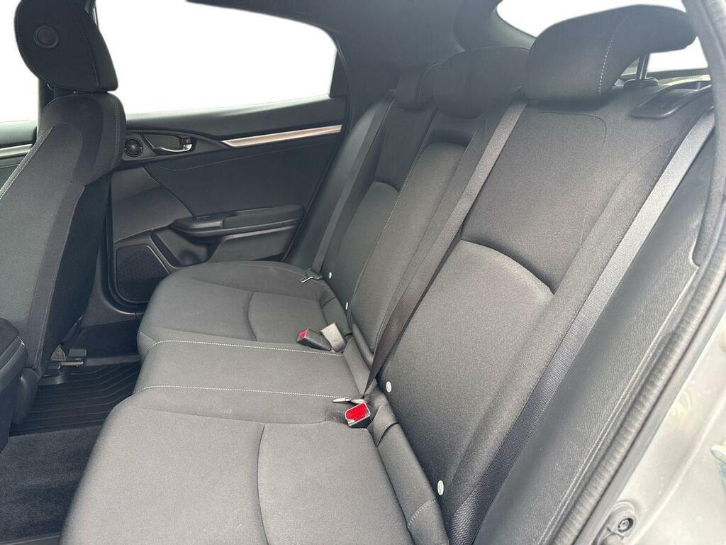 Honda Civic 1.5 Vtec Turbo Sport Red #16