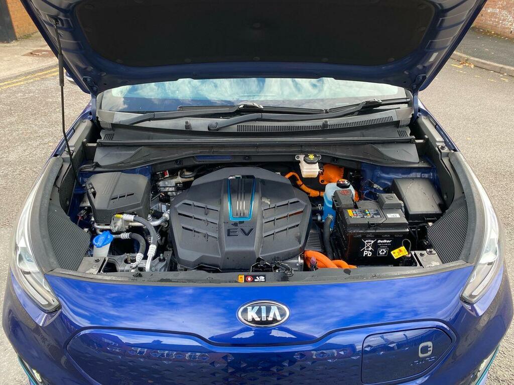 Kia e-Niro 3 Orange #18