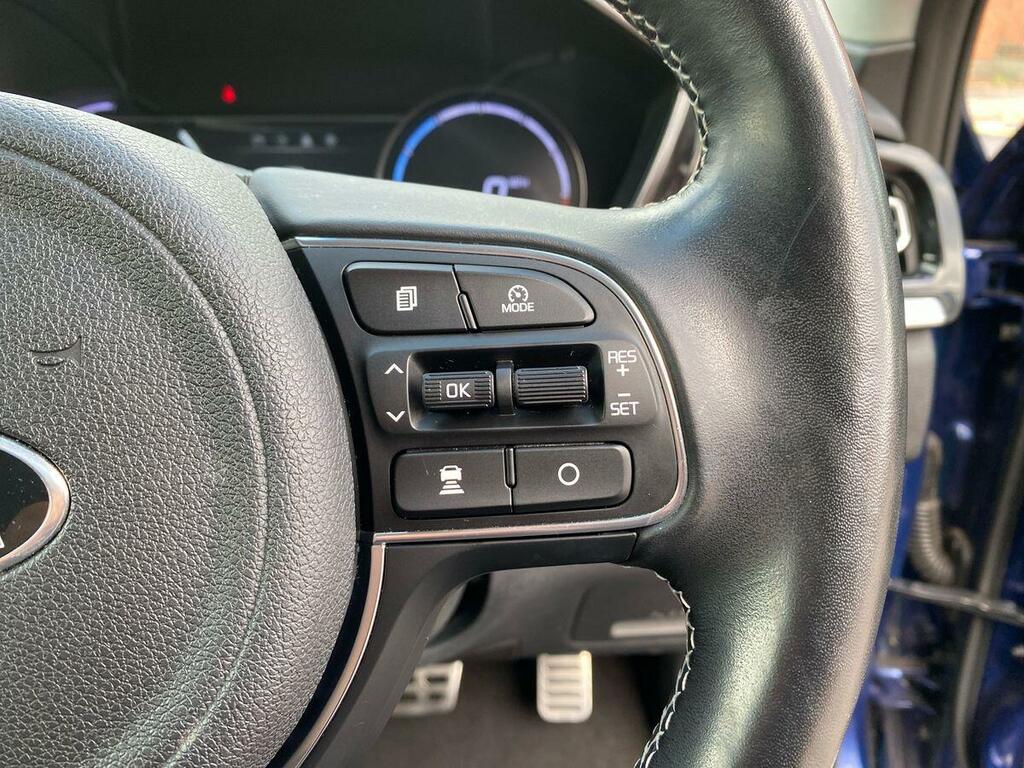 Kia e-Niro 3 Orange #16