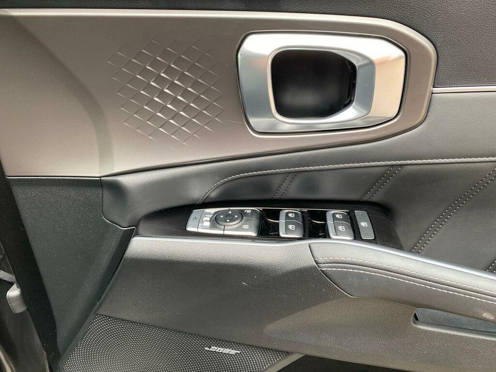 Kia Sorento 4 White #15