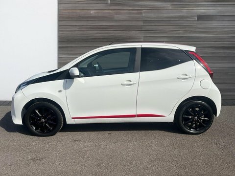 Toyota Aygo 1.0 Vvt-i X-press J16SLA White #5