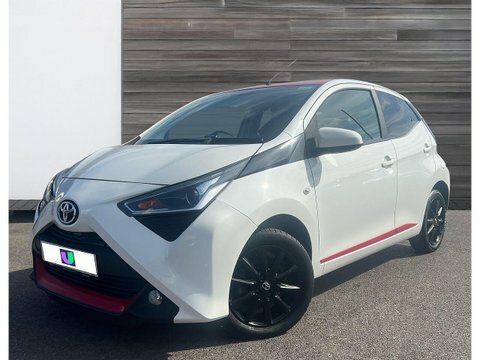 Toyota Aygo 1.0 Vvt-i X-press J16SLA White #3
