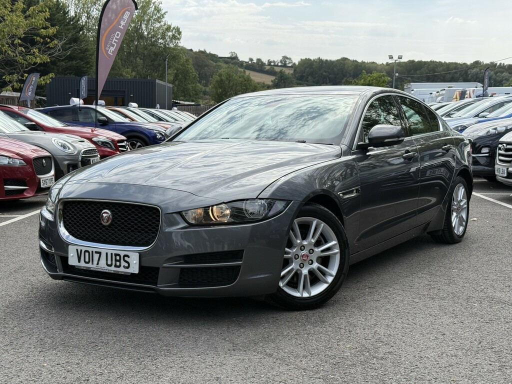 Jaguar XE 2.0 D Prestige Ulez VO17UBS Grey #2