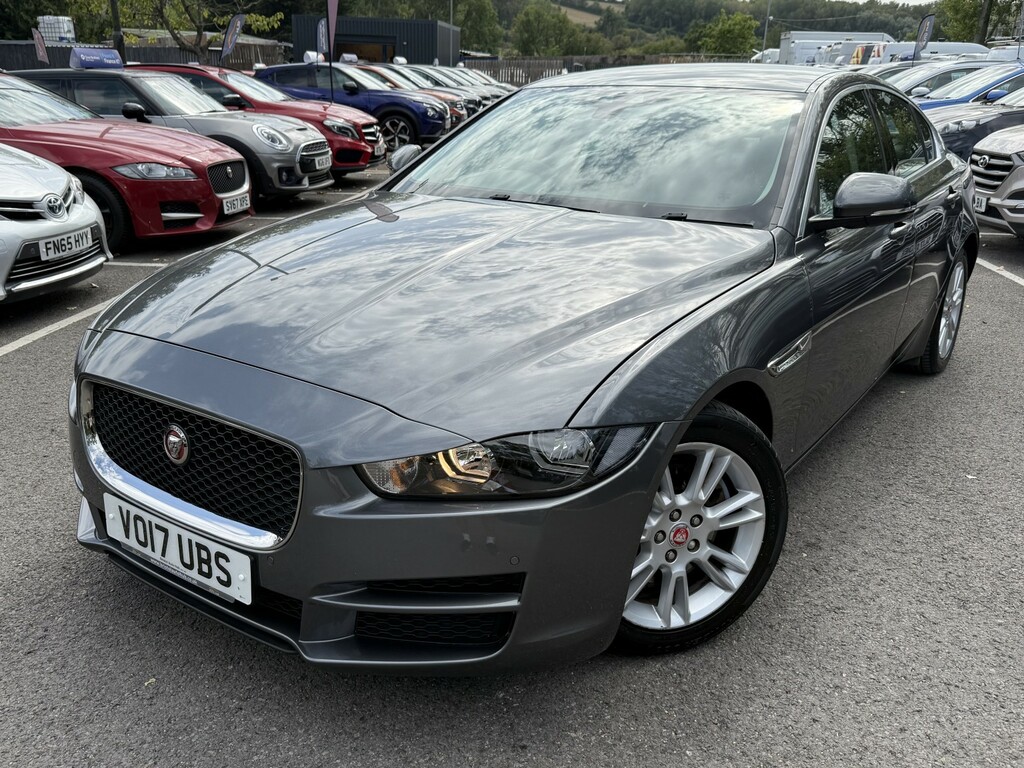 Jaguar XE 2.0 D Prestige Ulez VO17UBS Grey #4