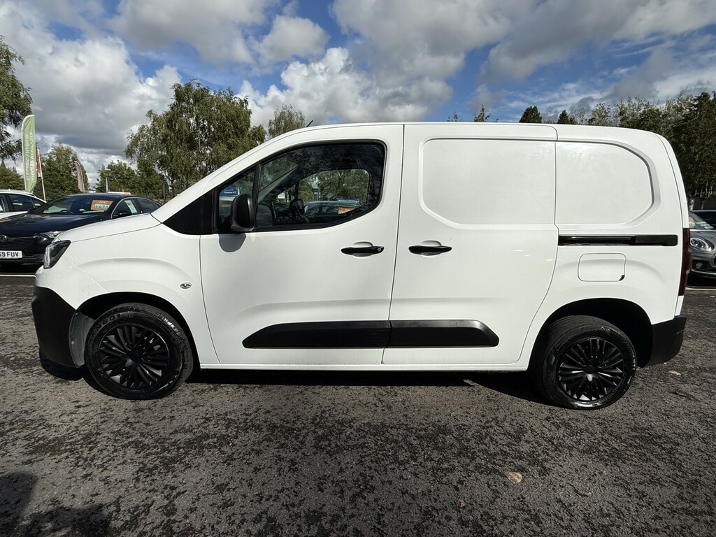Citroen Berlingo Panel Van White #40