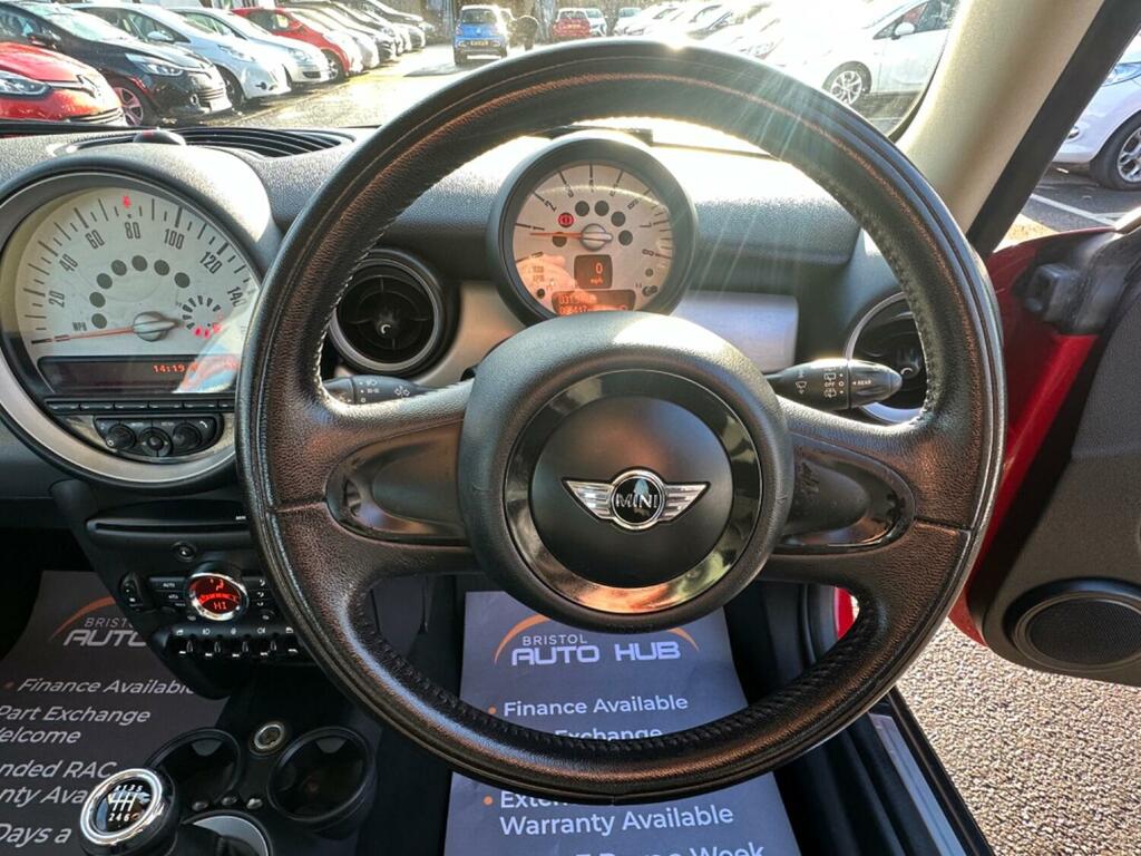 Mini Hatch 1.6 One #23