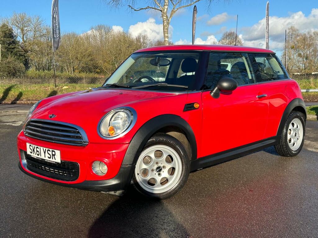 Mini Hatch 1.6 One #21