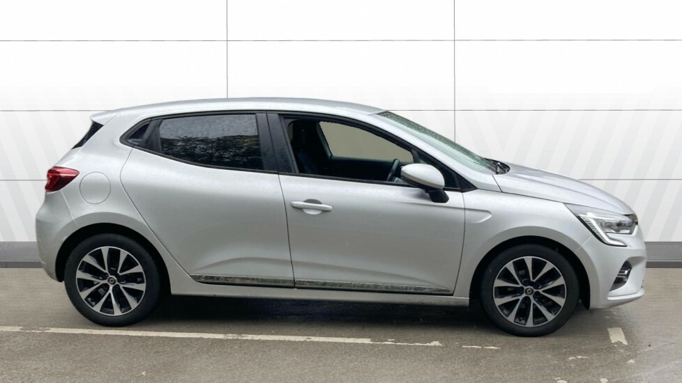 Renault Clio Iconic Silver #5