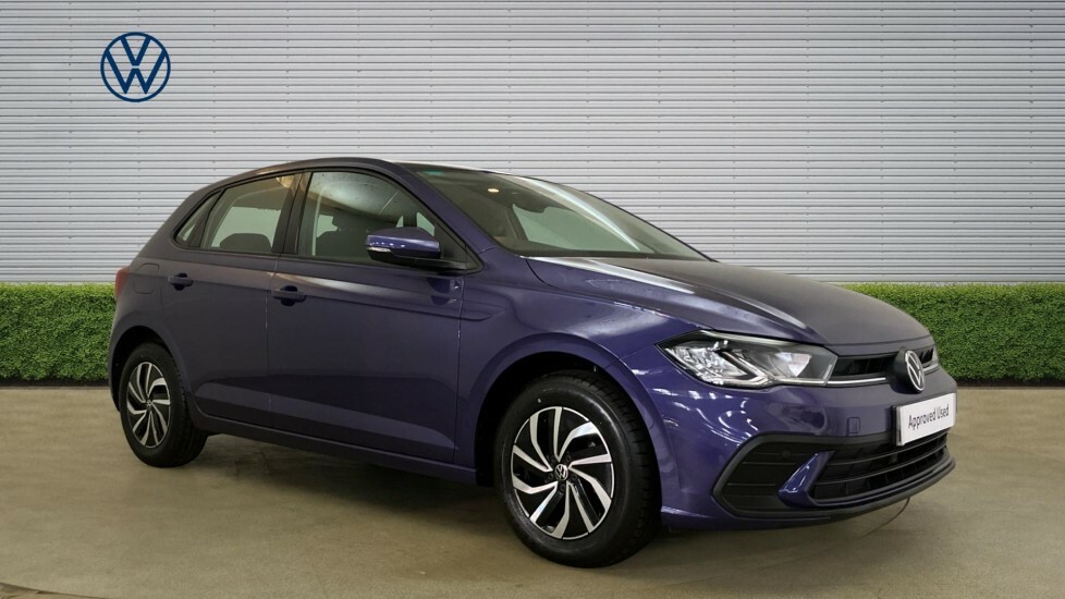 Volkswagen Polo Life Purple