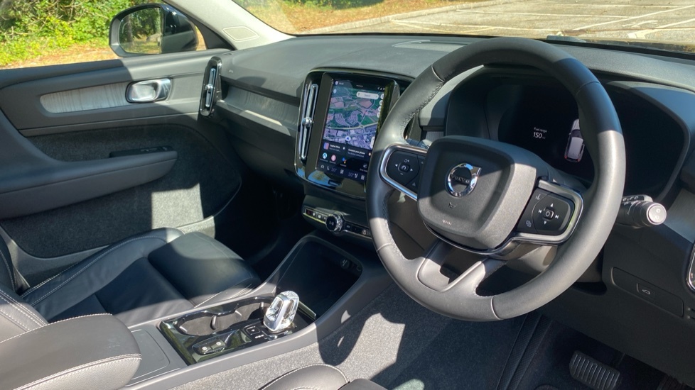 Volvo XC40 Plus CK23WMU Black #4