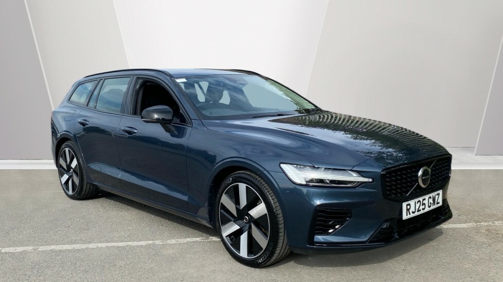 Volvo V60 Plus Blue