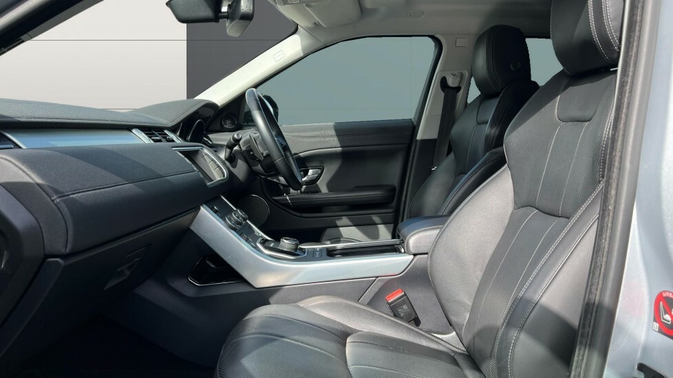 Land Rover Range Rover Evoque Se Tech PG68CGZ Silver #3