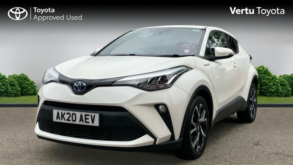 Toyota C-Hr Design White #3