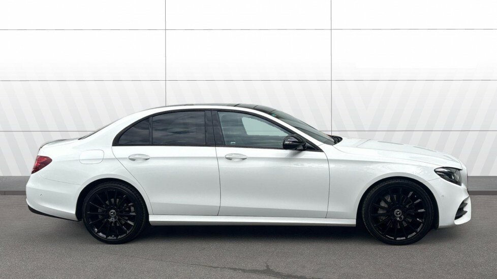Mercedes-Benz E Class Amg Line Night Edition KJ69FXO White #5