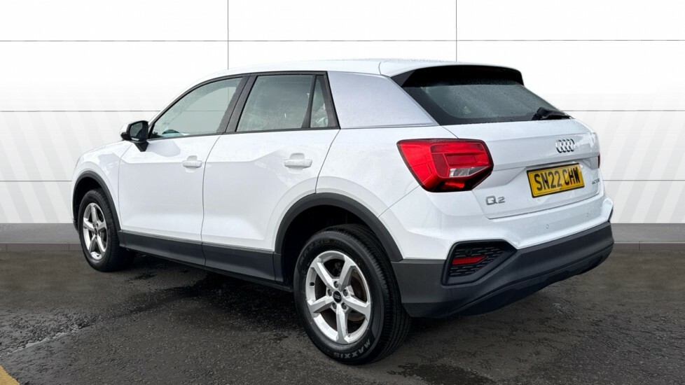 Audi Q2 Technik SN22CHW White #2