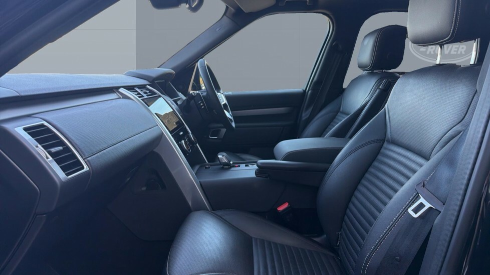 Land Rover Discovery Dynamic Se SB73KGA Black #3