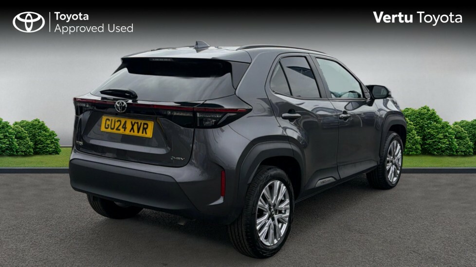 Toyota Yaris Cross Design Grey #2