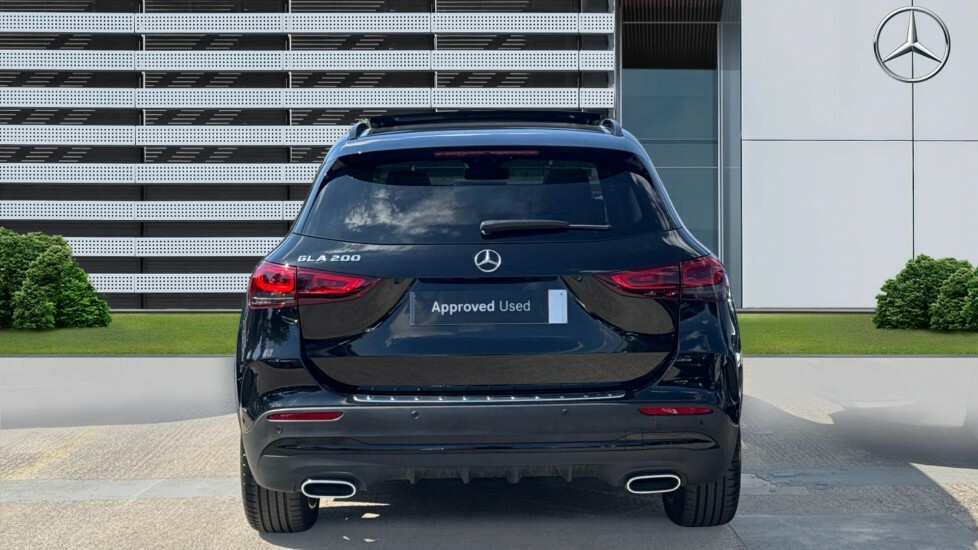 Mercedes-Benz GLA Class Amg Line Night Edition Black #6