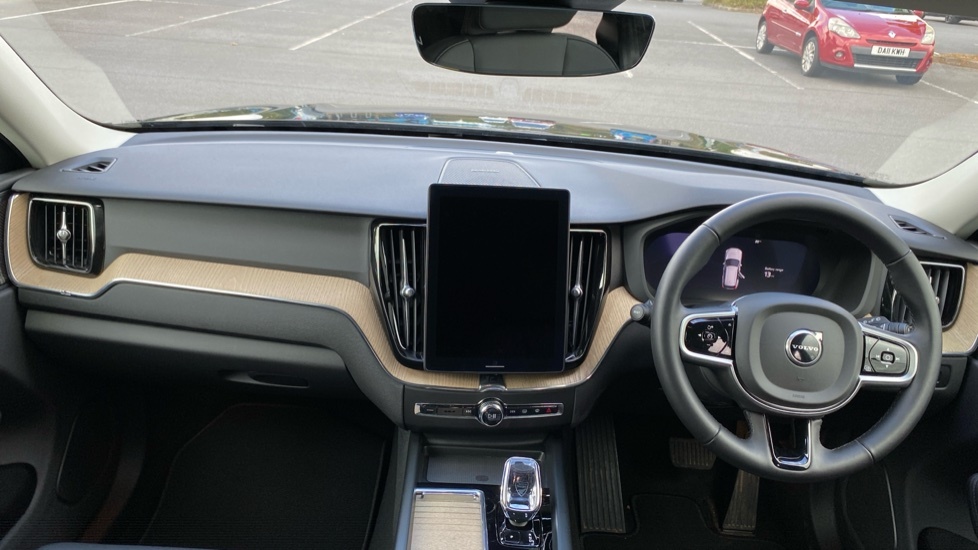 Volvo XC60 Plus RE75HXR Black #5