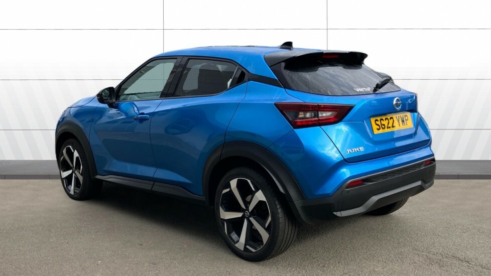 Nissan Juke Tekna Blue #2