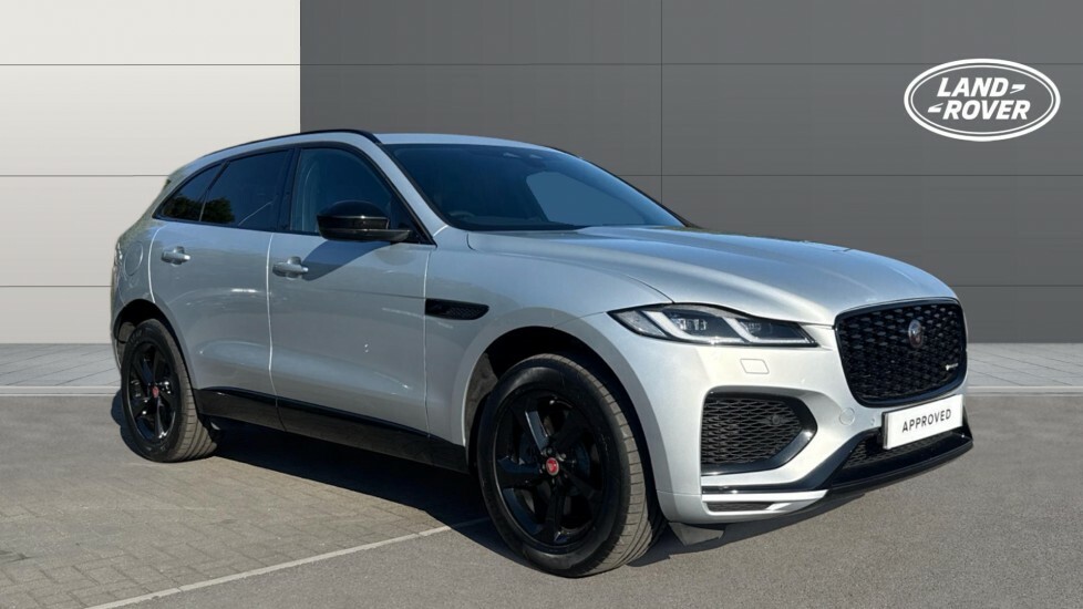 Jaguar F-Pace R-dynamic Black FX72UHE Silver
