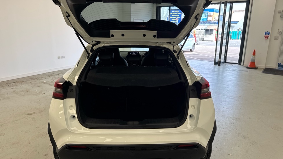 Nissan Juke N-connecta DN73XZC White #4