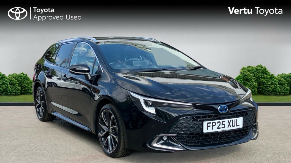 Toyota Corolla Excel Black