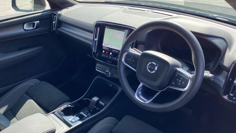 Volvo XC40 Plus CY24LFK Black #4