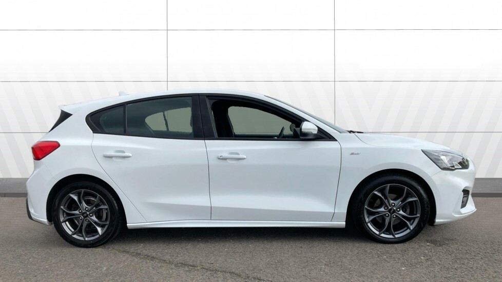 Ford Focus St-line WO68LWP White #5