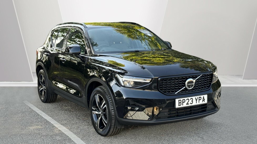 Volvo XC40 Plus BP23YPA Black