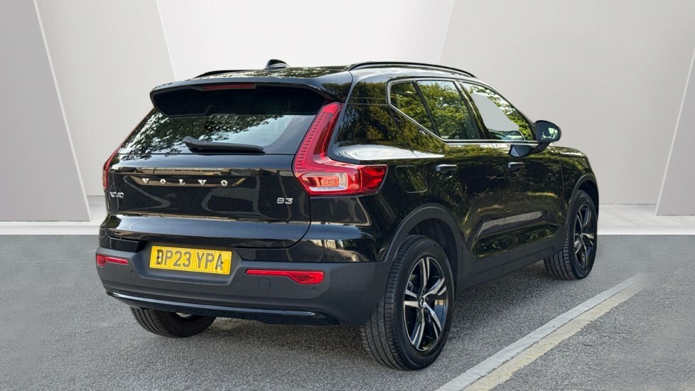 Volvo XC40 Plus BP23YPA Black #2