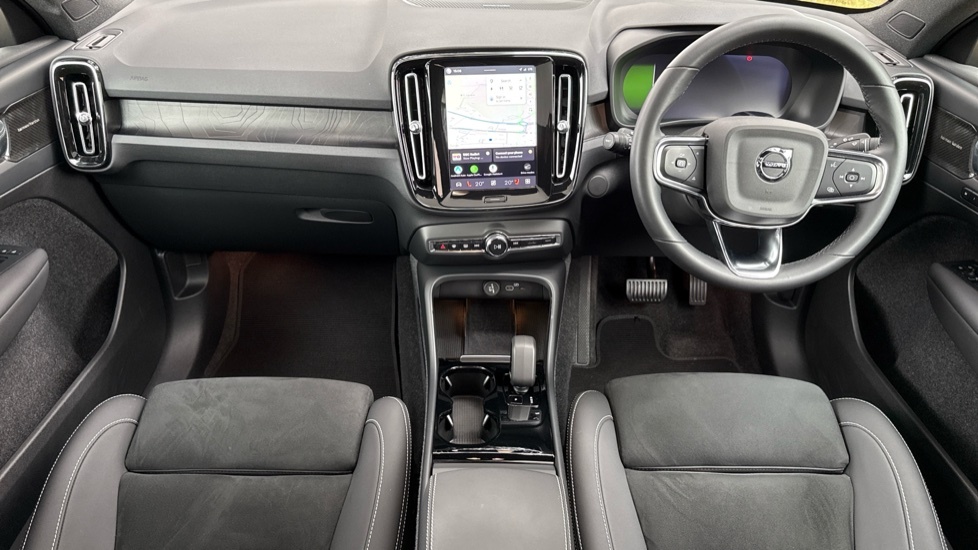Volvo C40 Ultimate Black #5