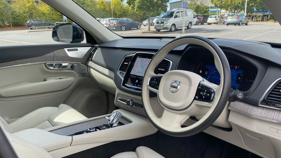 Volvo XC90 Ultimate Black #4