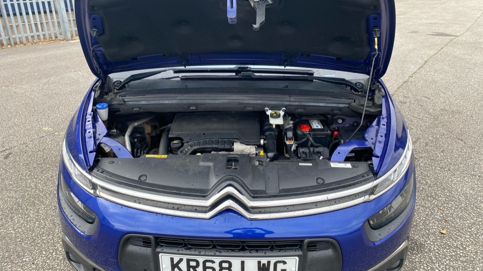 Citroen C4 Touch Edition Red #8