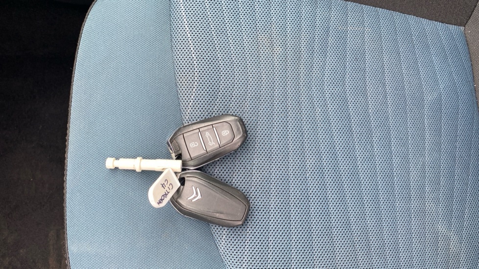 Citroen C4 Touch Edition Red #19