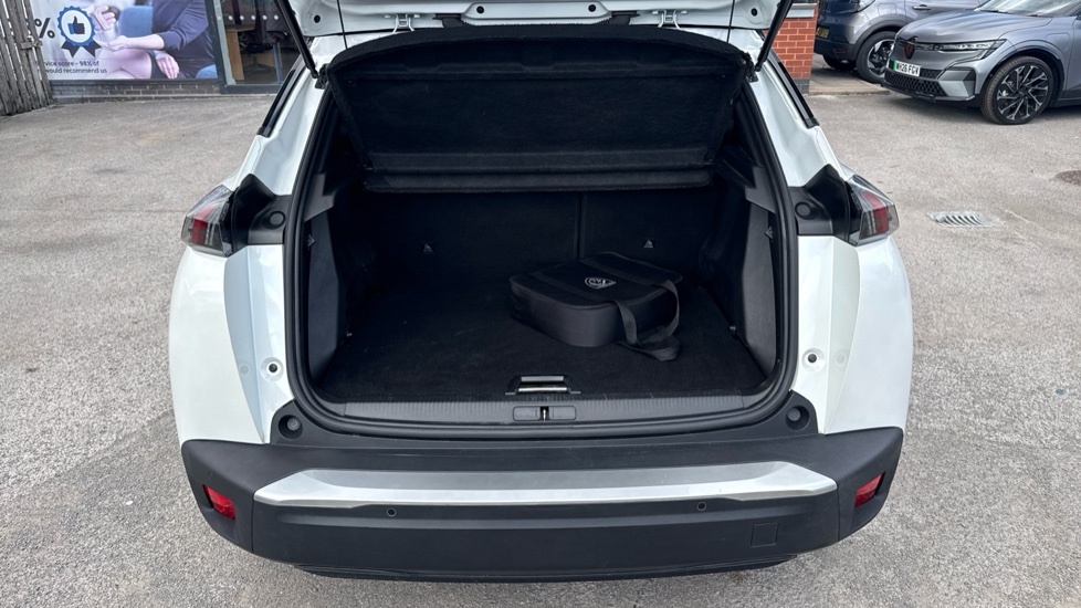 Peugeot e-2008 Gt ML23HXM White #4