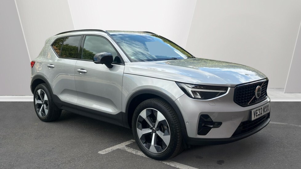 Volvo XC40 Ultimate Silver